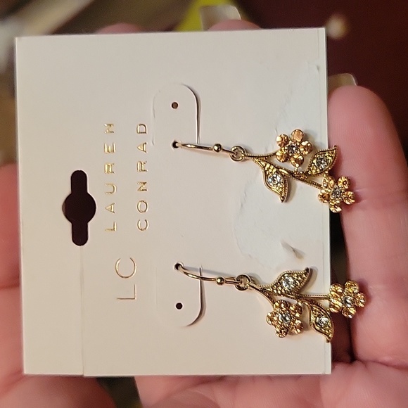Lauren Conrad Earrings - Picture 1 of 1